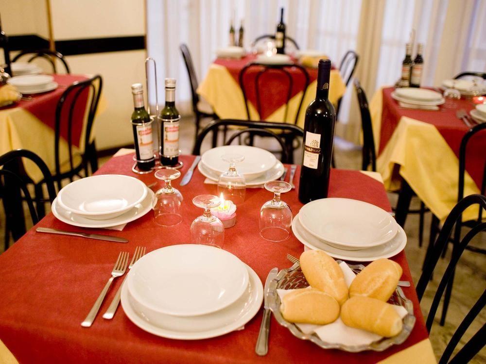 Hotel Telstar Rimini Luaran gambar