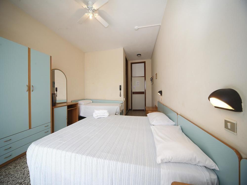 Hotel Telstar Rimini Luaran gambar