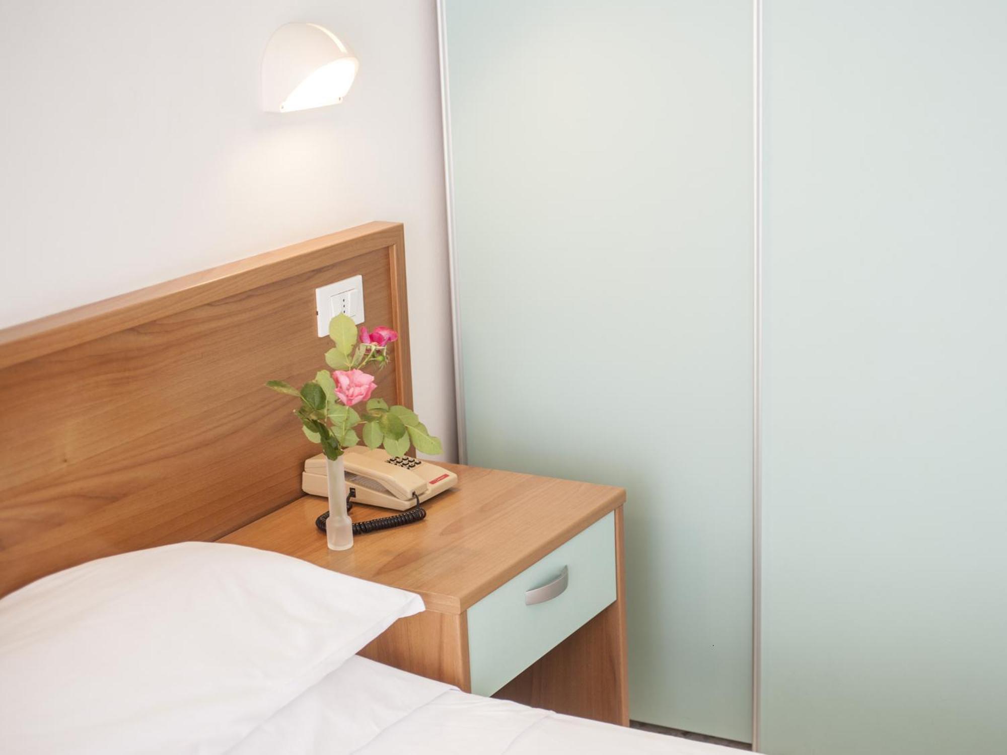 Hotel Telstar Rimini Luaran gambar