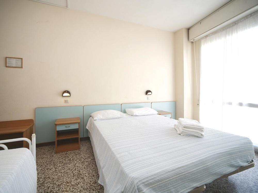 Hotel Telstar Rimini Luaran gambar