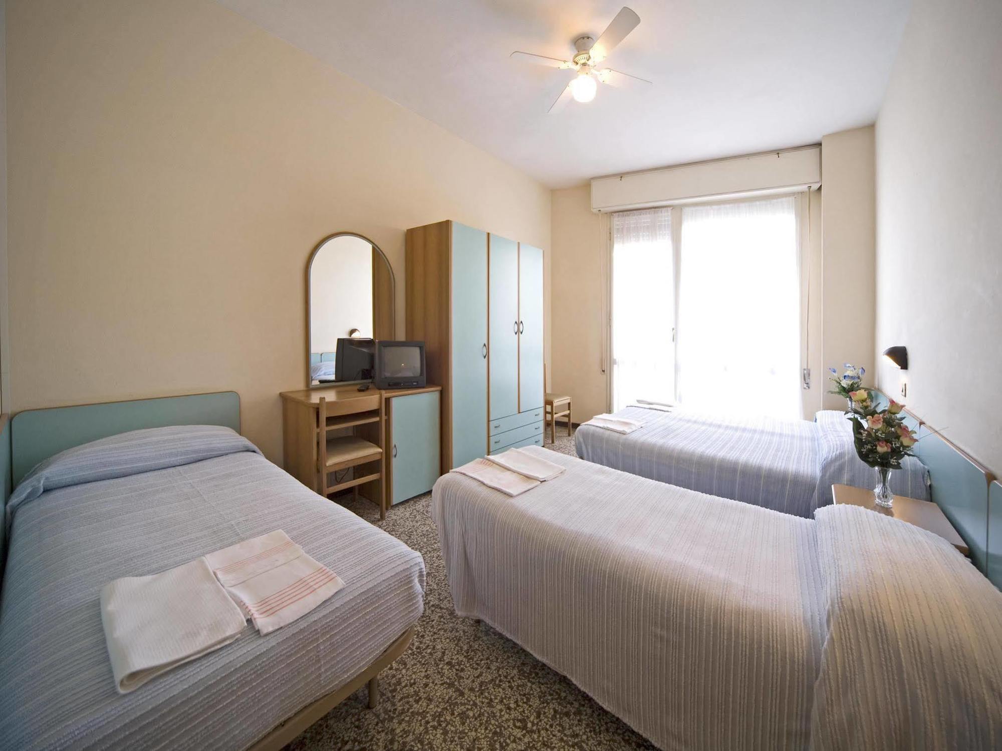 Hotel Telstar Rimini Luaran gambar
